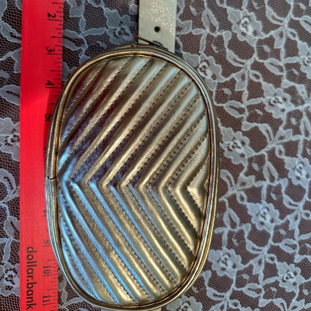 Belt bag… - Picture 5 of 10